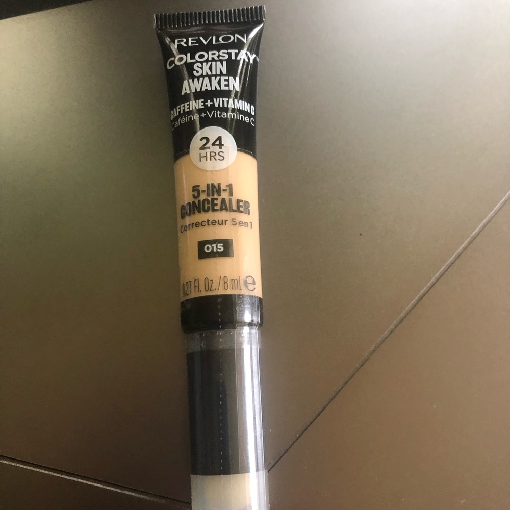 Revlon ColorStay Skin Awaken 5-in-1 Concealer - Tan 015